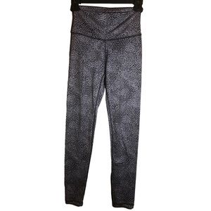 Aerie Mid Rise Leggings Chill Play Move Small Black Gray White Zipper Pocket